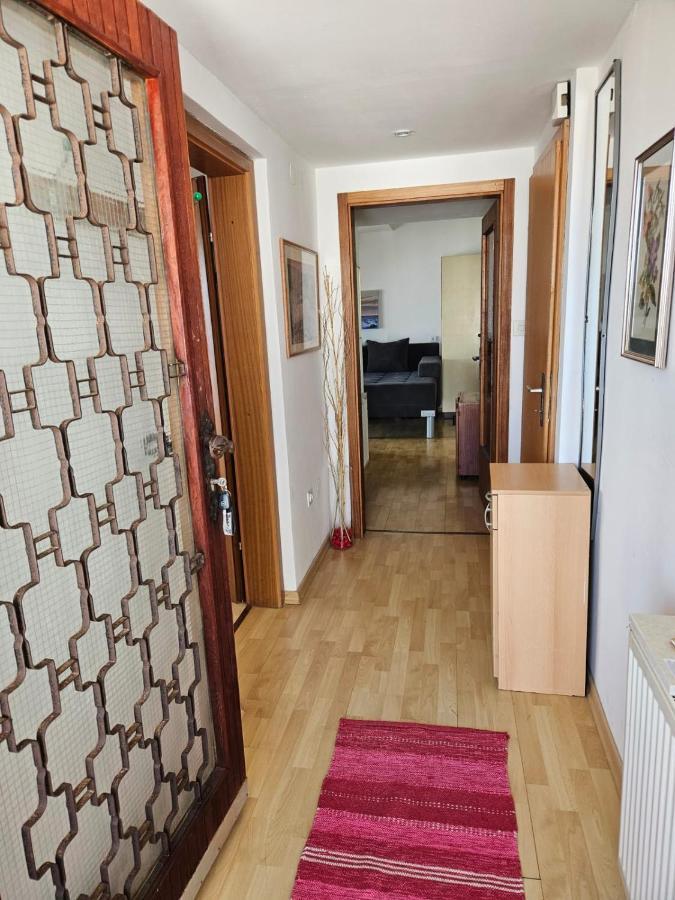 Apartments With Swimming Pool 9X4M Selce Buitenkant foto
