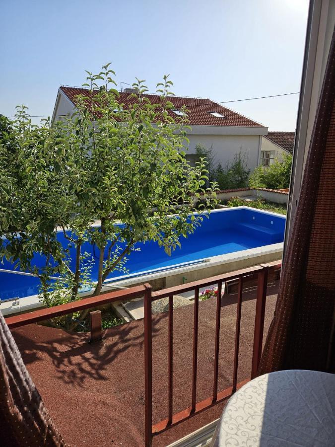 Apartments With Swimming Pool 9X4M Selce Buitenkant foto