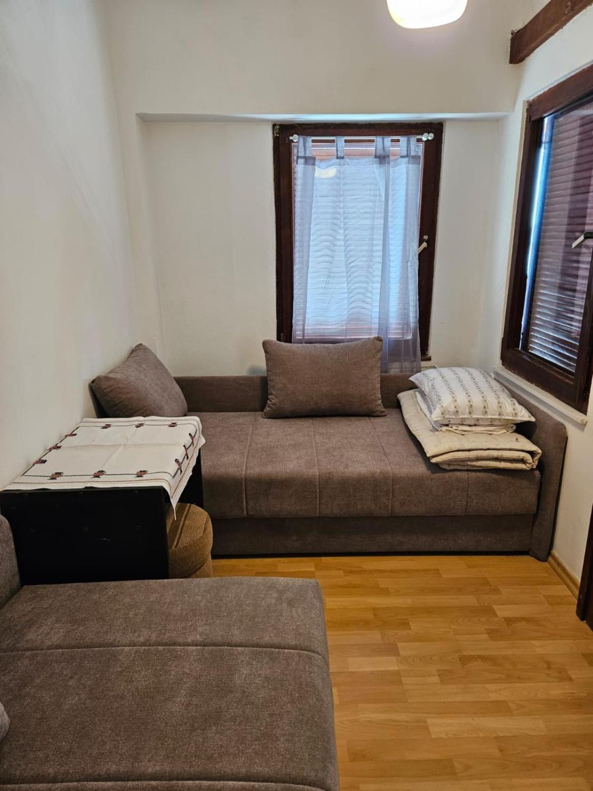 Apartments With Swimming Pool 9X4M Selce Buitenkant foto