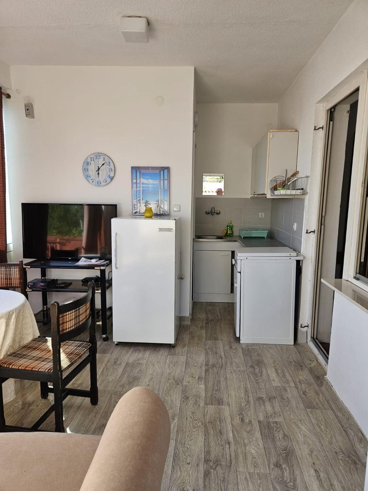 Apartments With Swimming Pool 9X4M Selce Buitenkant foto